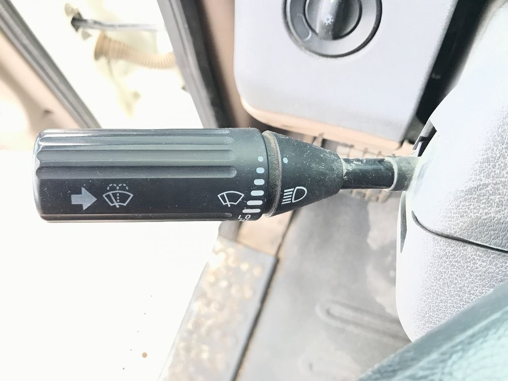 Freightliner CASCADIA Steering Column - Used