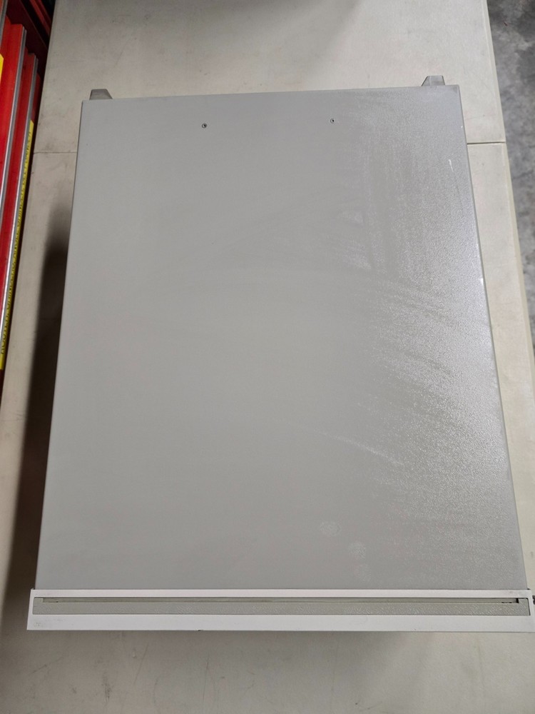 HP/Agilent E1421A VXI Mainframe