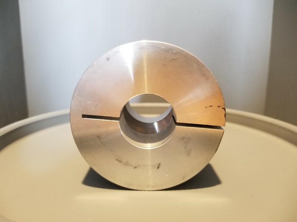 R+W Flexible Motor Coupling, MINOR DENT