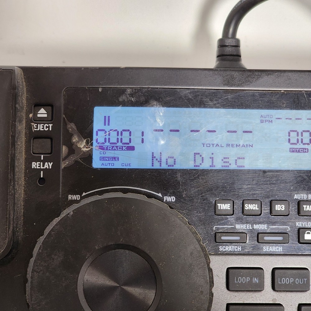 Numark cdmix bluetooth Dual CD/MP3 Player with Wireless Capability