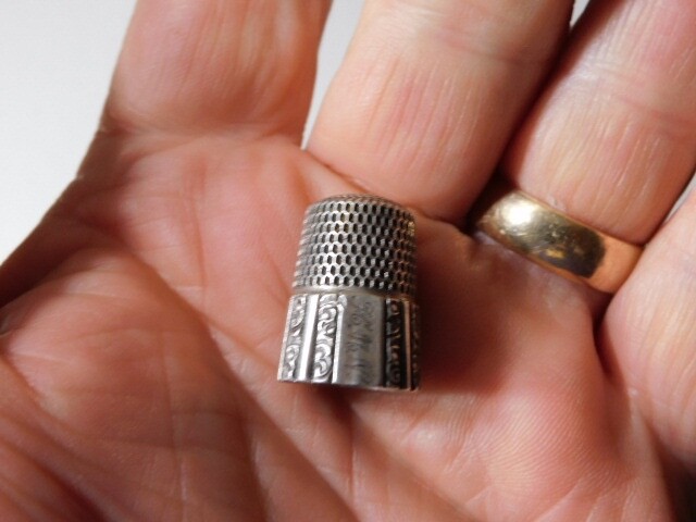 ANTIQUE STERLING SILVER SEWING THIMBLE #9
