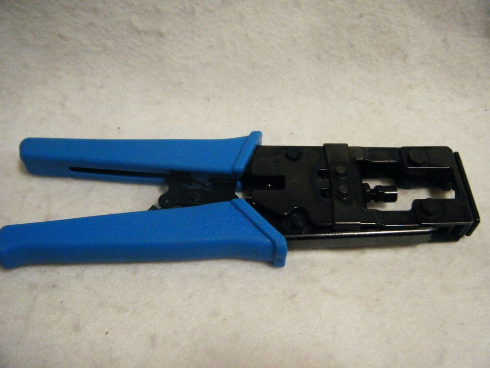 Stirling RG11 Crimper Kit, crimper, stripper, snips, connectors, case