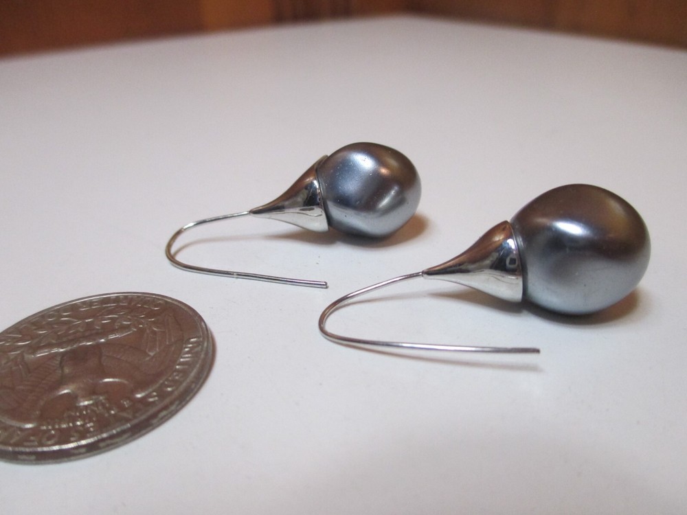 Costume Round Oblong Bead 1 1/2" Silver Tone Dangle Earrings Boho Style Hook