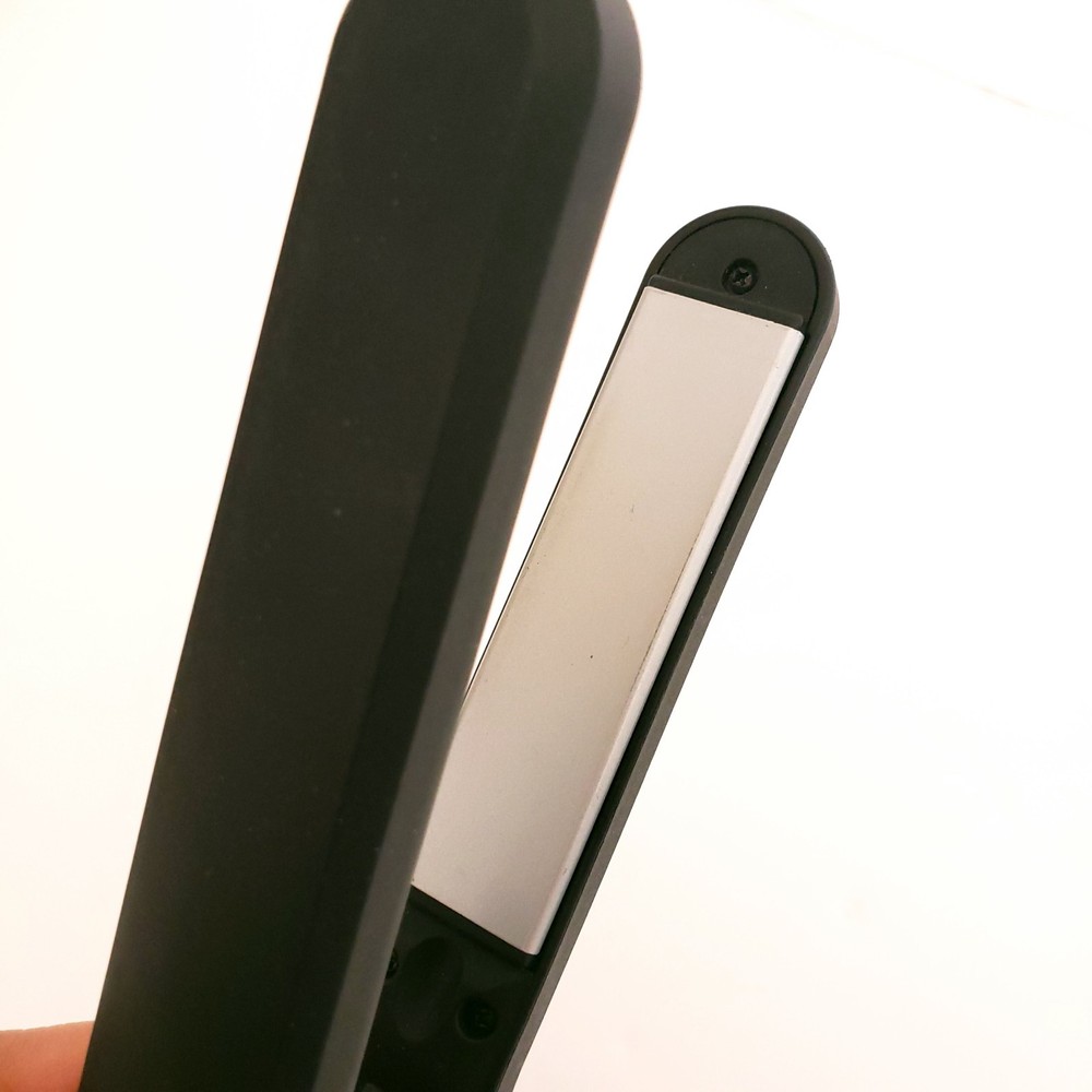 Revlon Hair Thin Straightener Black