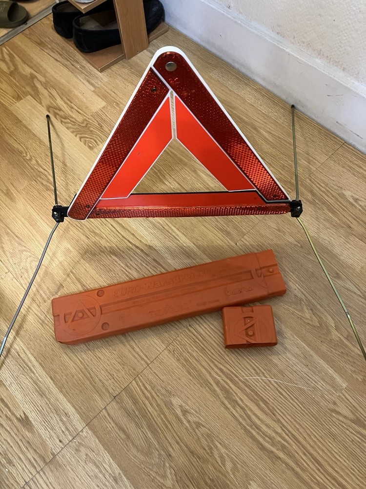 Emergency Hazard Warning Triangle with Case