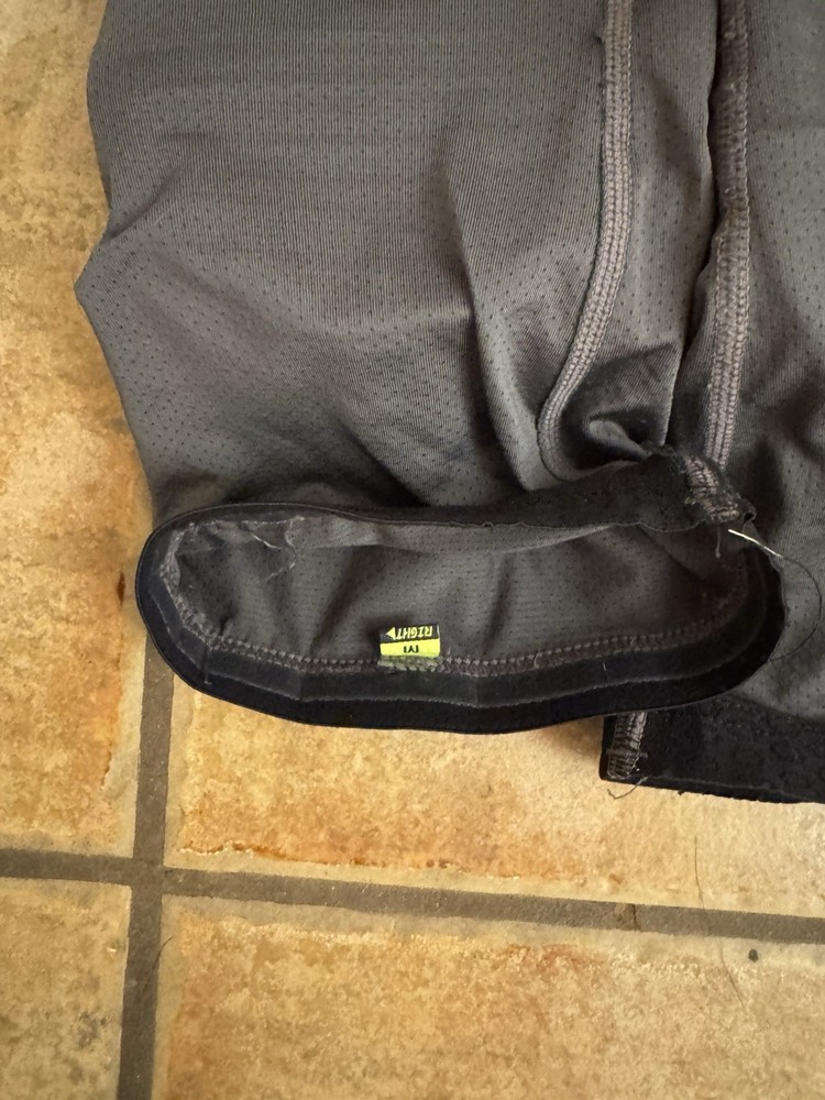 IXS flow Light Knee Pads Medium