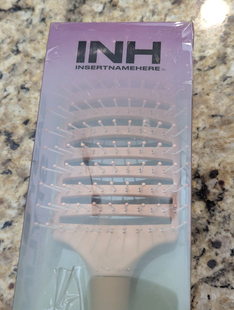 INH Insert Name Here Vent Hair Brush Pink