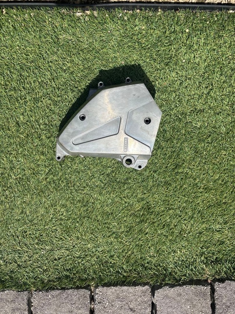 Zephyr 400 χ Sprocket Cover