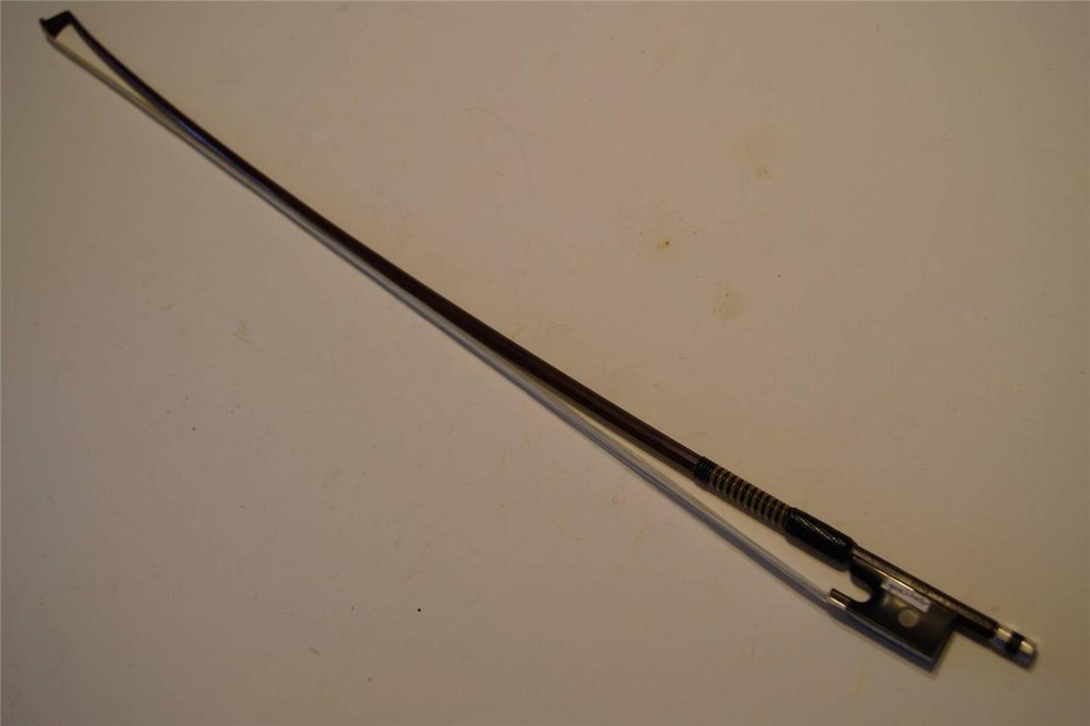 ANTIQUE OLD VIOLIN BOW 4/4 EUGENE SCHUSLER