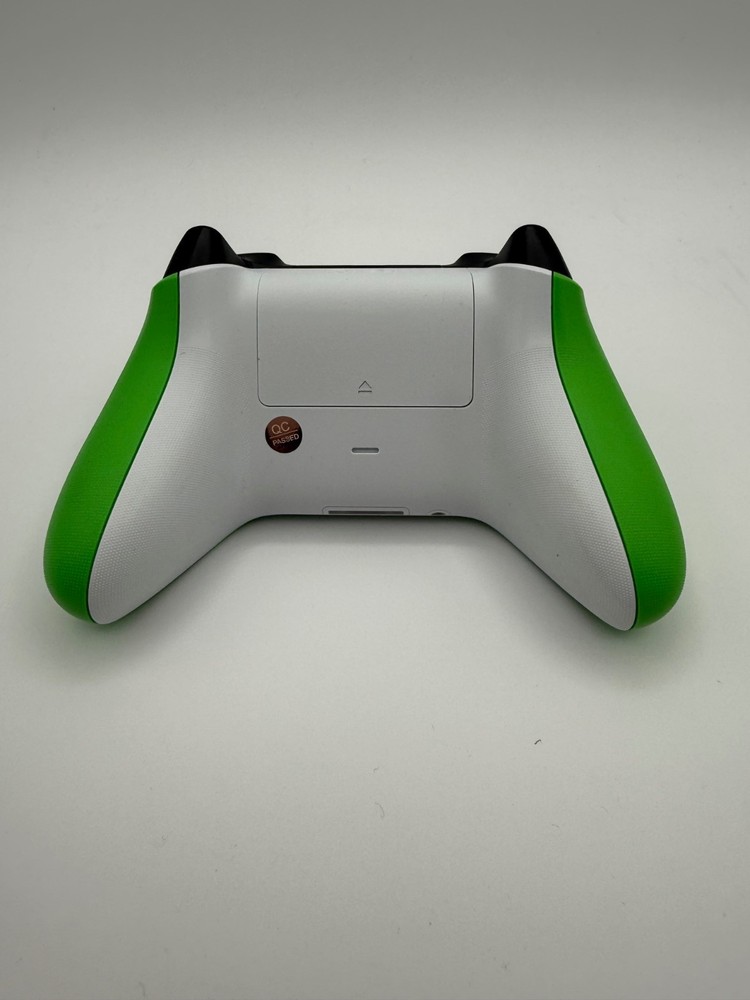 XBOX Wireless Controller 1914 Velocity Green