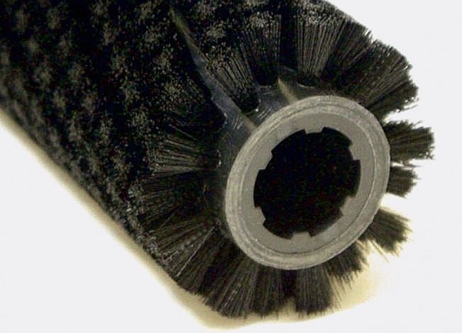 Tomcat  285821N - Brush,Cylindrical,28",Nylon