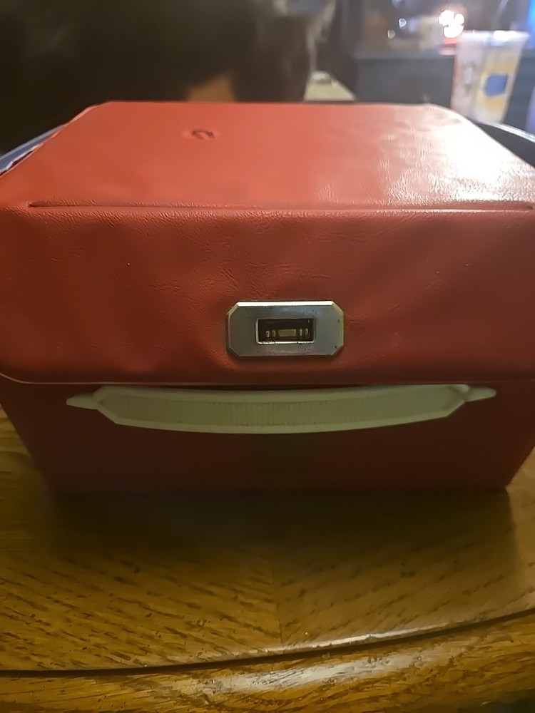 Vintage View Master Projector 120V with case