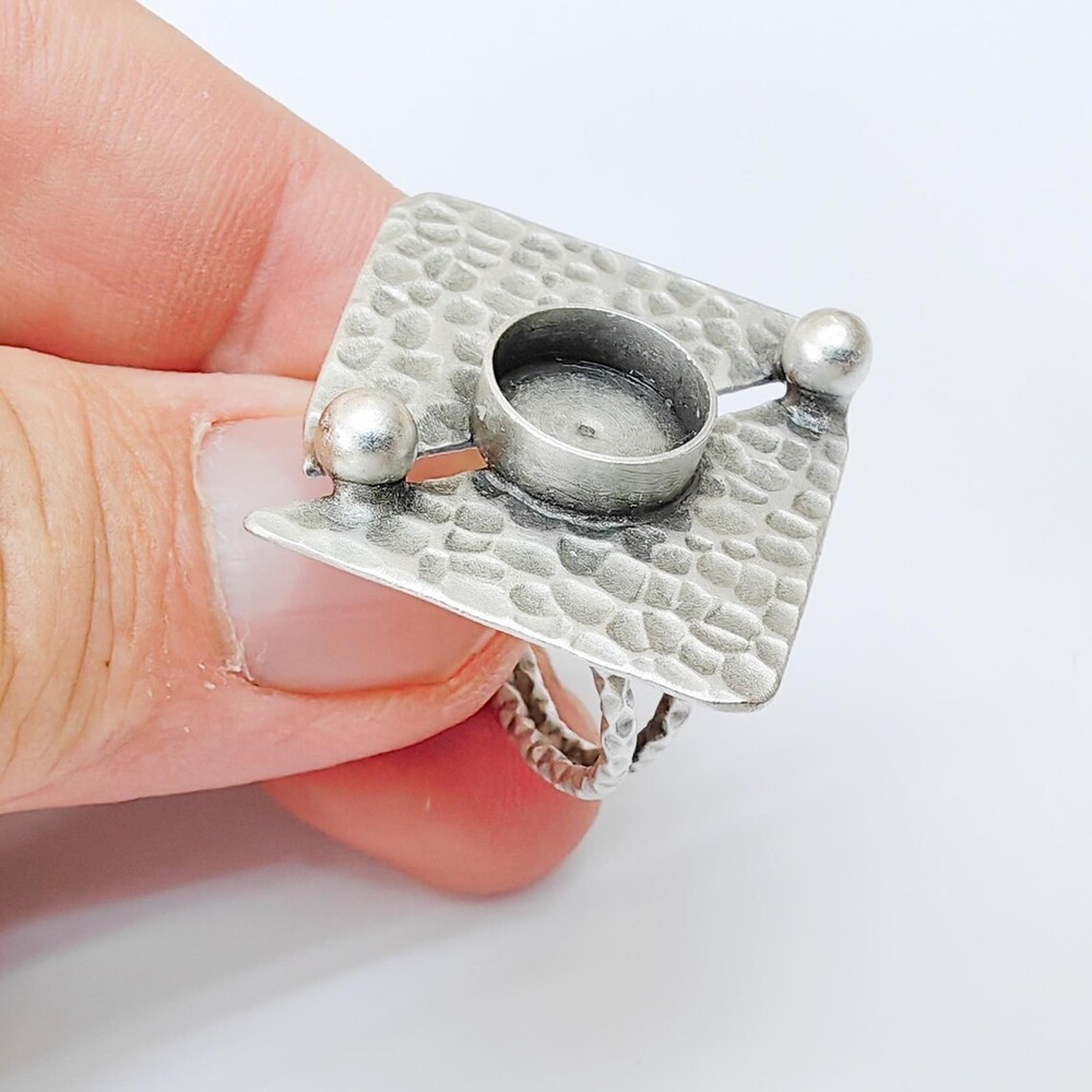 Hammered Ring Blank Settings, Cabochon , Adjustable Antique Silver 10mm G37412
