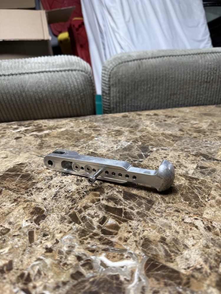 FZ8 ( THE A2-70) Adjustable Kickstand Rare Authentic