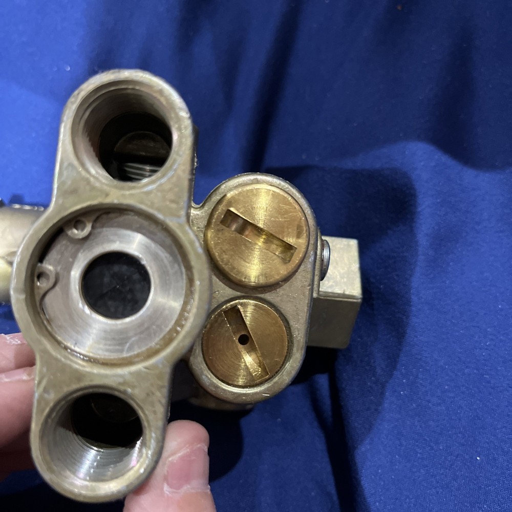 Genuine Sealco 110800 Enhanced Spring Brake Priority Control Valve