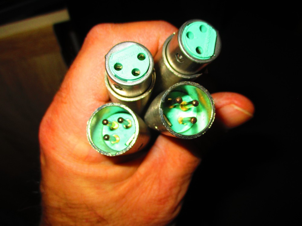 SYMETRIX 322 DIGITAL DYNAMICS DSP PROCESSOR With Power Cord (1)