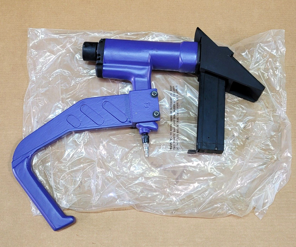 CENTRAL PNEUMATIC MODEL 90399 FLOOR STAPLER WITH HAMMER AND CASE