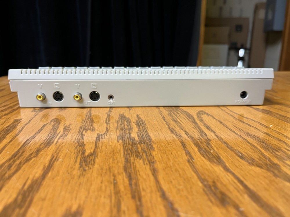 Videonics Titlemaker TM-1000