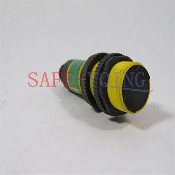 1PCS Banner S18SN6FF100Q Photoelectric Sensor new