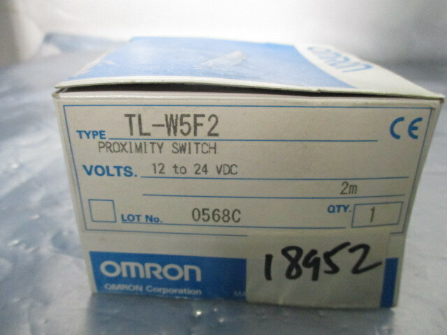 Omron T2-W5F2 Proximity Switch, Sensor, 451705