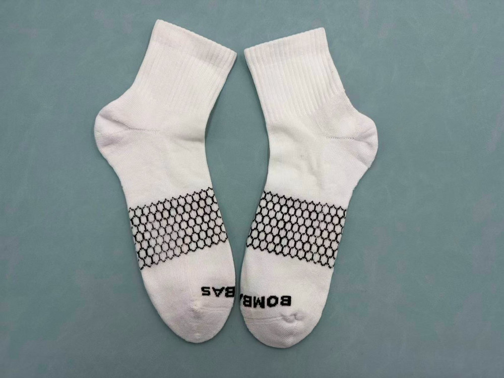 3 Pairs Bombas Men's Solid Quarter socks Size XL white