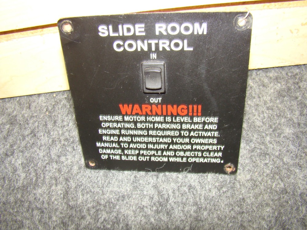 USED RV/MOTORHOME SLIDE ROOM CONTROL SWITCH PANEL