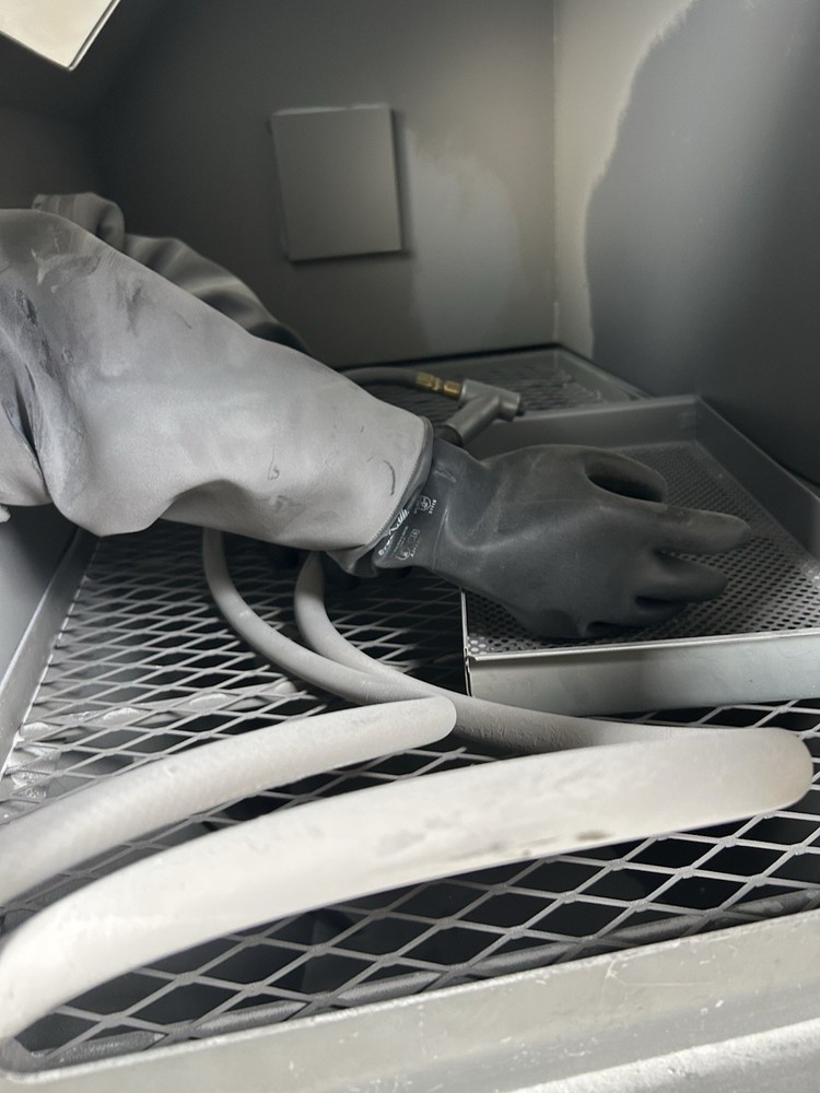 Econoline Sandblast Cabinet