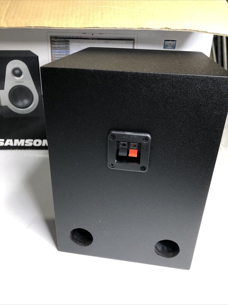 Studio Dock Active USB Monitors Samsung - Open Box