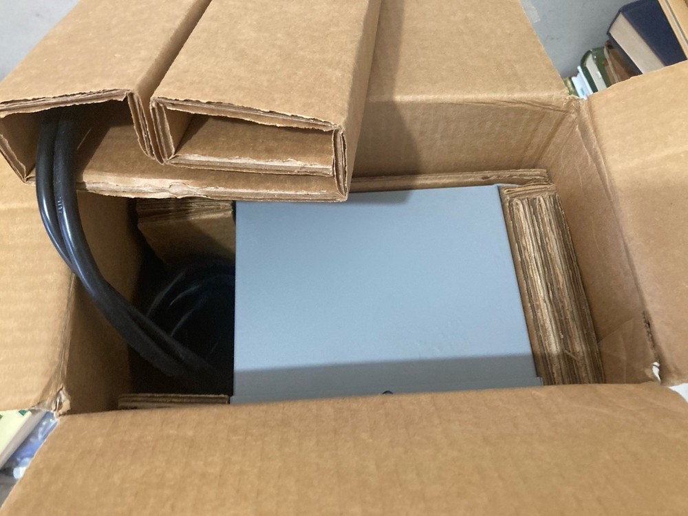Valcom VPB-260 Battery Backup