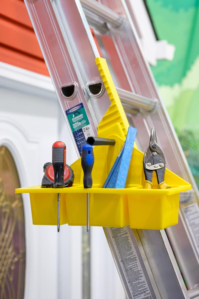 Rotating Ladder Tray: Effortlessly Organize Tools and Accessories!