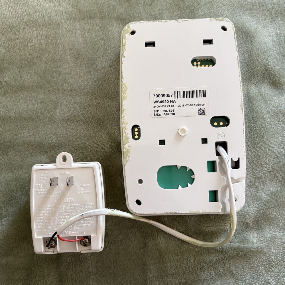 DSC WS4920 NA Wireless Repeater
