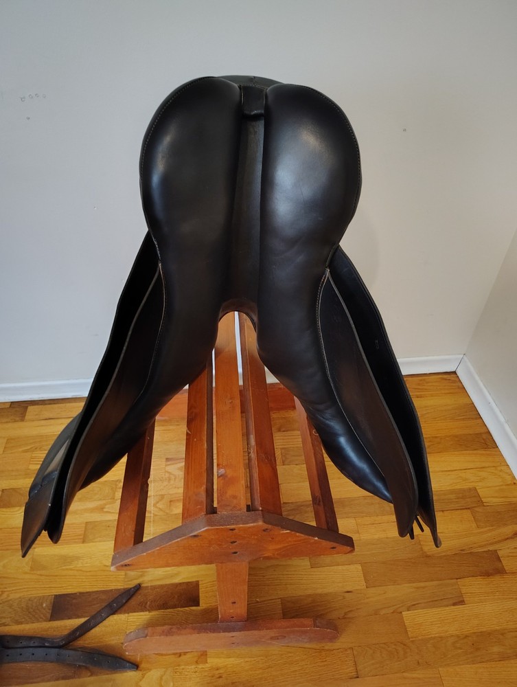 Barnsby Jumping saddle English saddle
