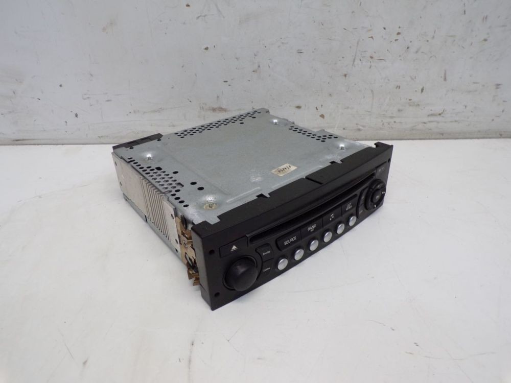 Radio/CD Changer Combination Code Not Present! fits Peugeot Expert