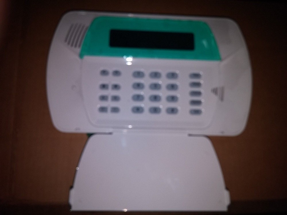 New DSC Impassa SCW9057G-433 Alarm Control Panel