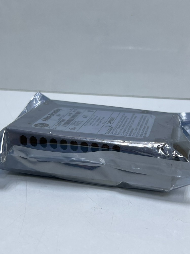ALLEN BRADLEY 2711P-RN8 DH+ SER:A REV:A COMMUNICATION MODULE