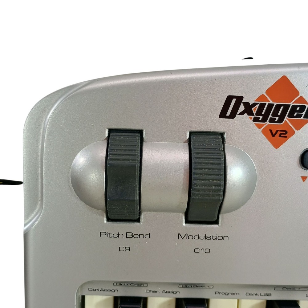 M-Audio Midiman Oxygen 8 25 key Controller MIDI - Keyboard Controller USB