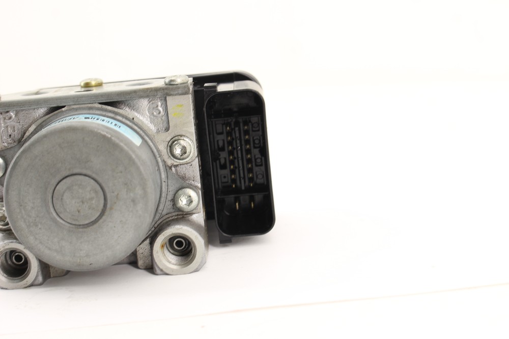 2013 Triumph Daytona 675 Abs Abs Pump Unit Module T2021488