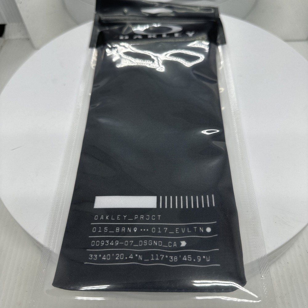 Oakley Sunglasses Microbag Cleaning & Storage Pouch OAKLEY PROJECT DESIGN.