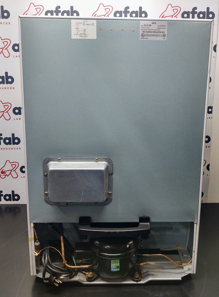 Sanyo SR-L4110W Under Counter Refrigerator