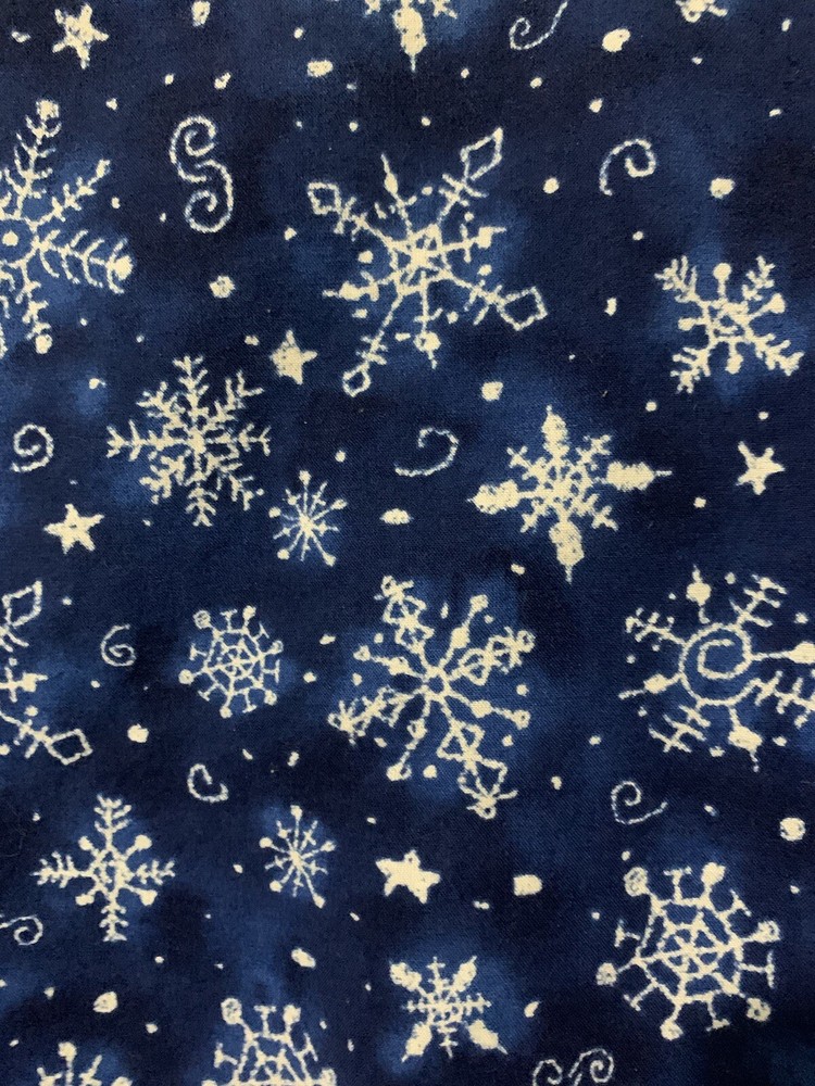SCRUB UNIFORM TOP UA SCRUBS Brand SMALL Snowflake Pattern Blue EUC