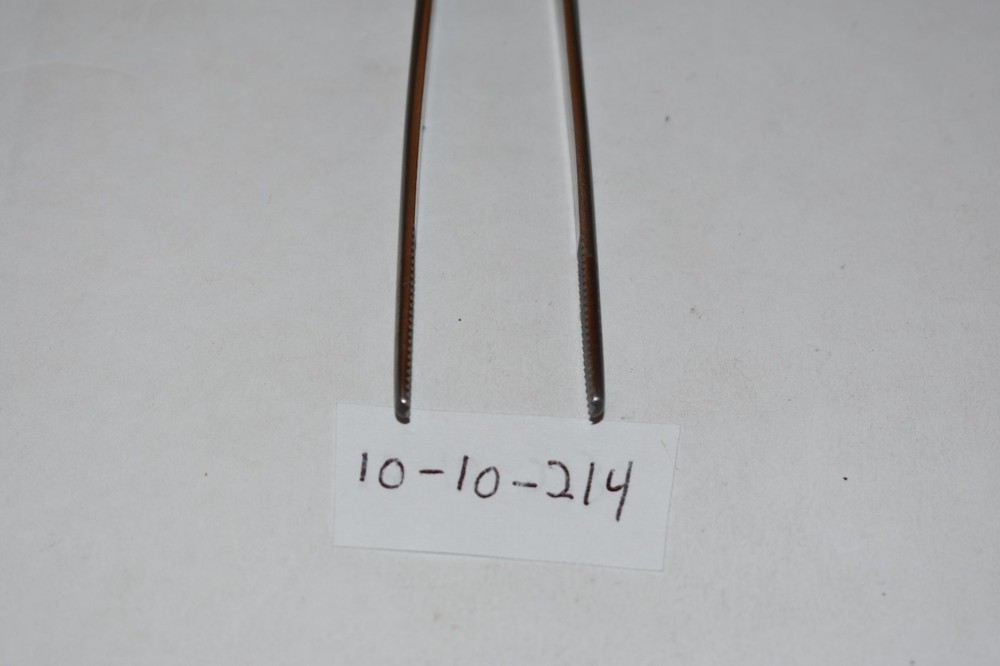 MDS 1010214 THUMB DRESSING FORCEPS SERRATED 5-1/2"