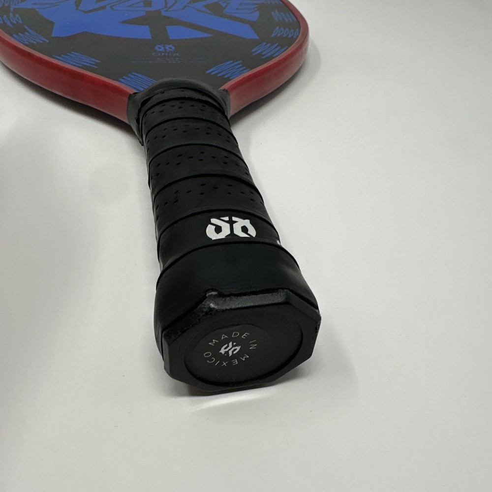 EVOKE TEAR DROP GRAPHITE PICKLEBALL PADDLE