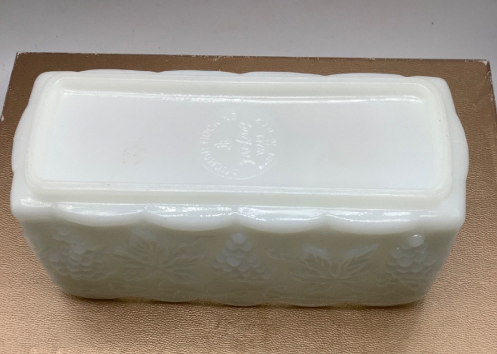Vintage Grape & Leaf Milk Glass Fire King Anchor Hocking Planter, Rectangular 8”