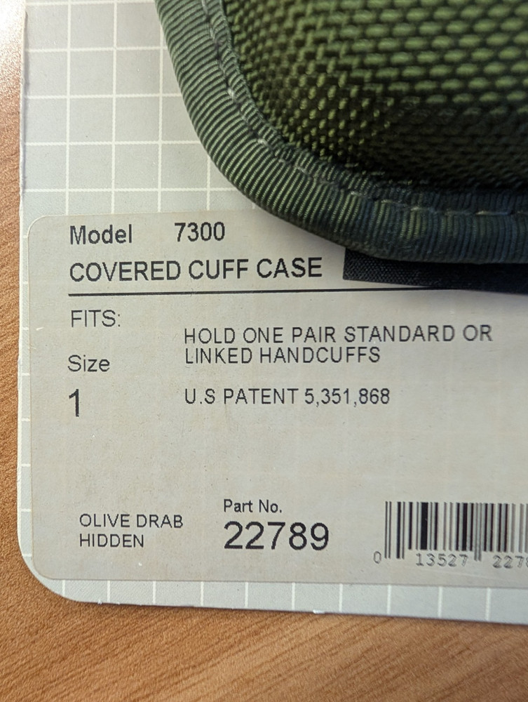 Bianchi single covered handcuff case / Model 7300 / snap case in olive drab