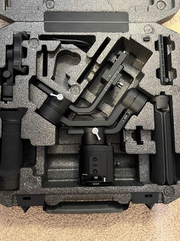 DJI Ronin SC - 3 Axis Gimbal Stabilizer