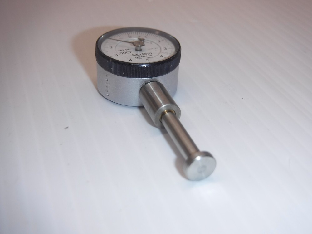 Mitutoyo No. 1925-10 .0001" Dial Indicator