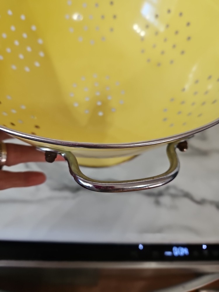 NWT Sur La Table Colander Bright Yellow 11 In Diameter
