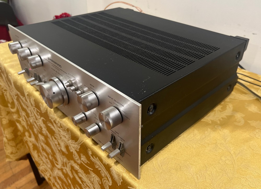 Kenwood KA-8100 Amplifier