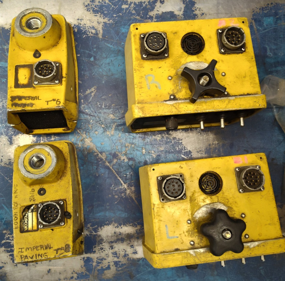 Topcon Grade Control System Four/Sonic Tracker II SET