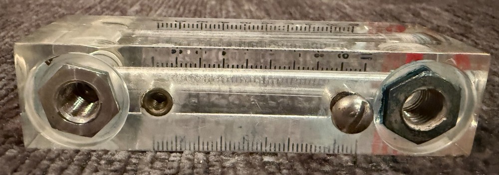 2 Dwyer Series Visi-Float Acrylic Flow Meter 0 - 10